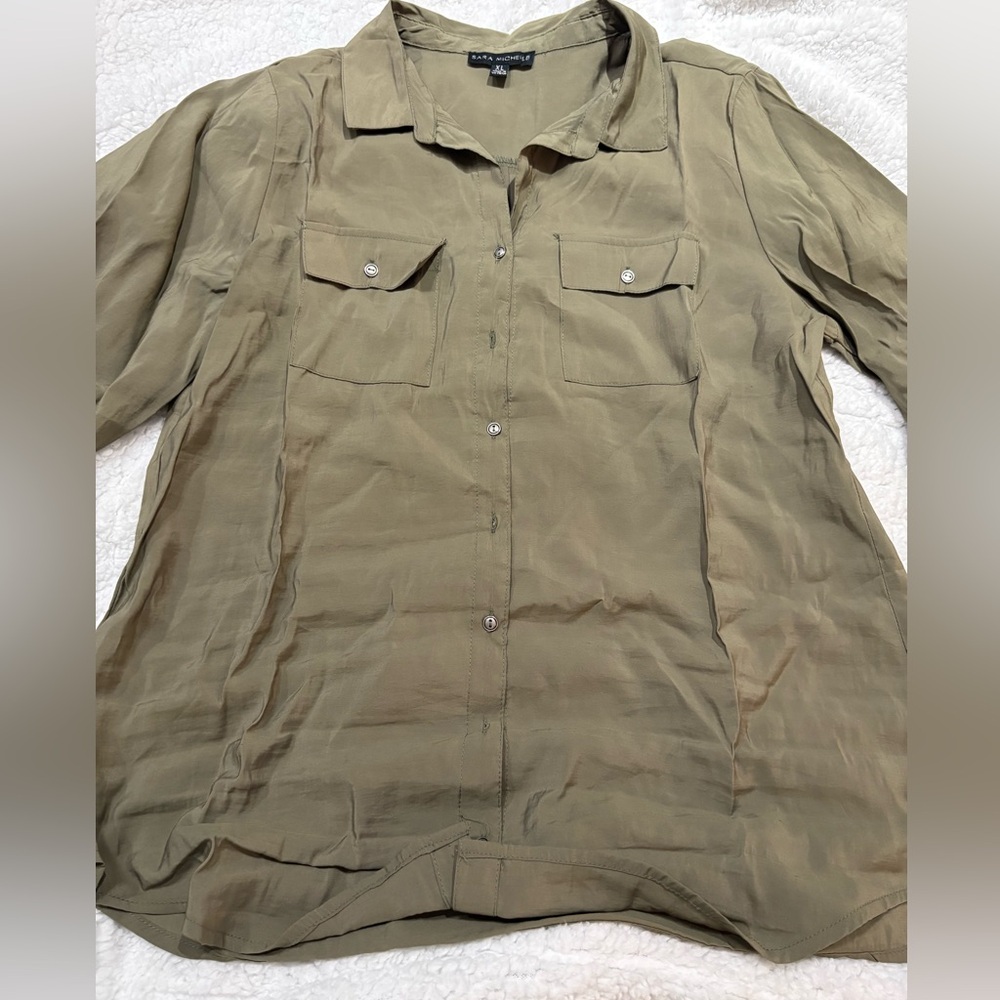 Sara Michelle Green Button-Down Shirt